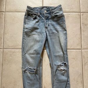 American Eagle Mom Jeans